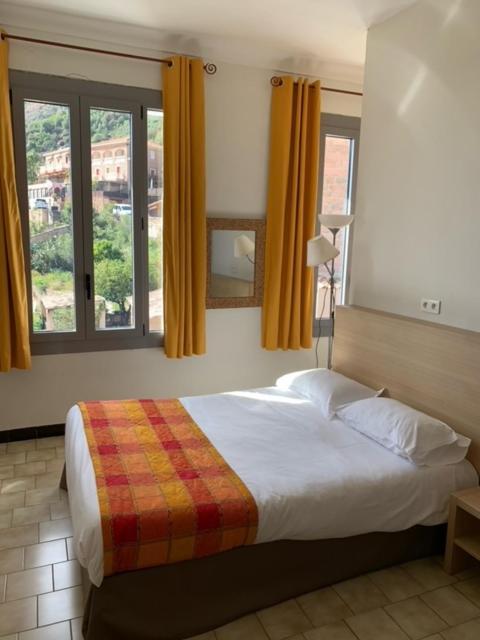 Hotel Colombo- Porto Corse Exteriör bild
